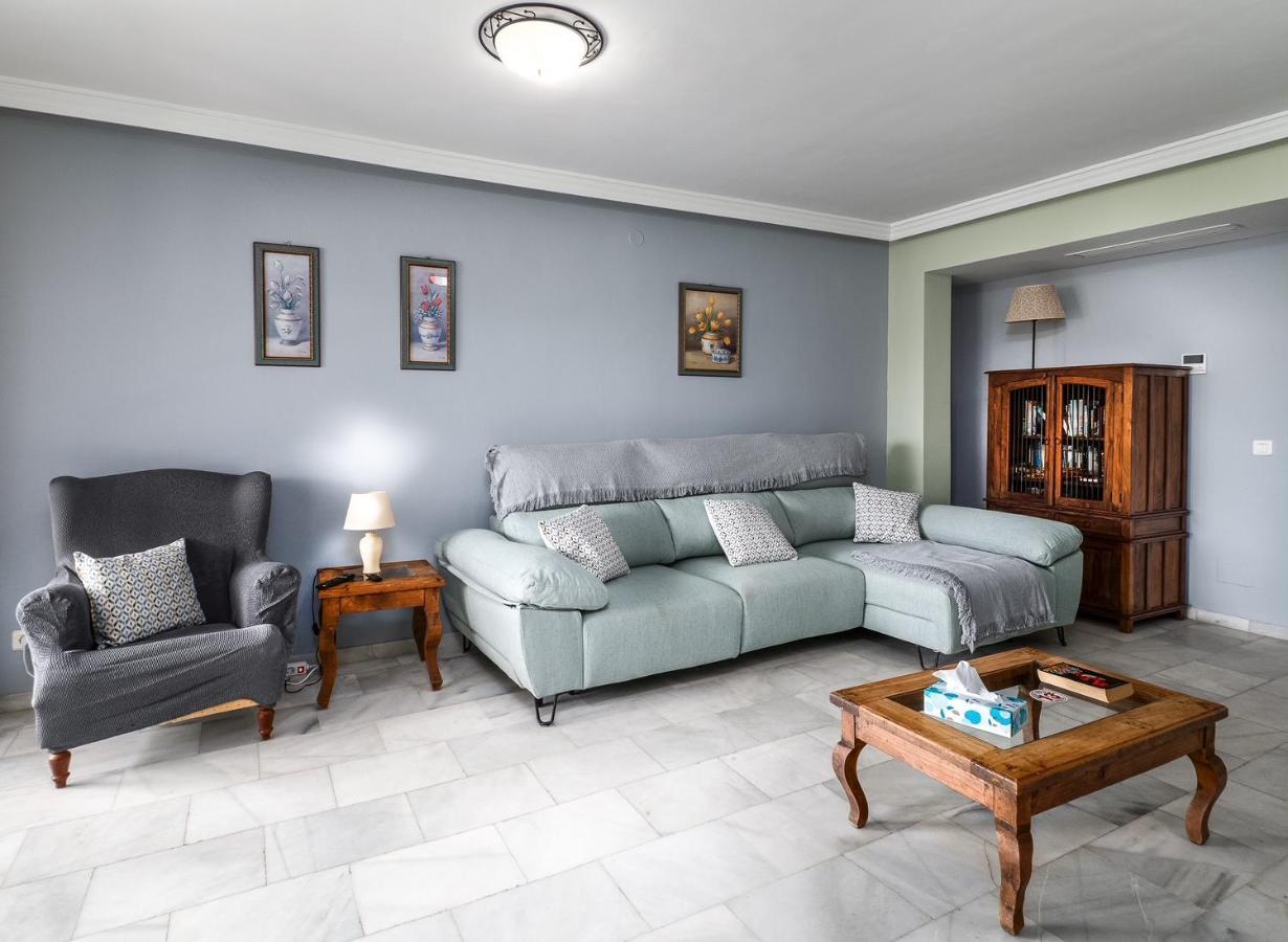 Fantastic Beachfront Apartment Estepona Buitenkant foto