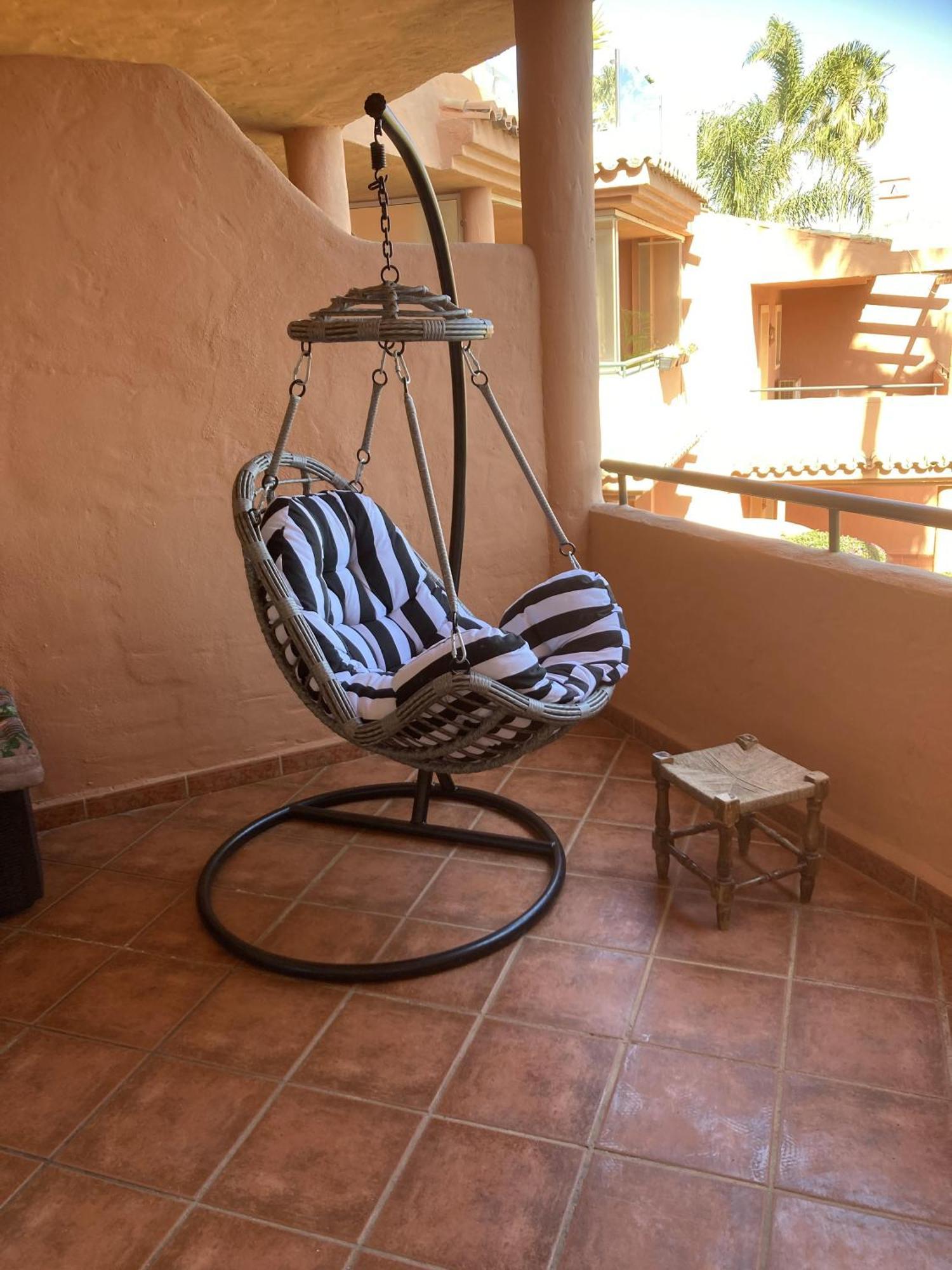 Fantastic Beachfront Apartment Estepona Buitenkant foto